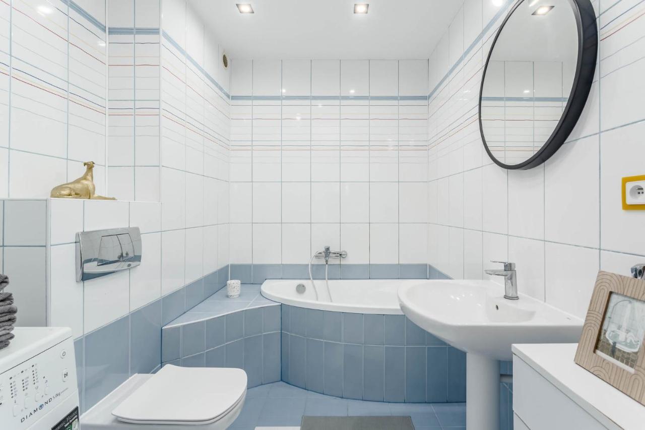 Chill Apartments Kabaty Family Warszawa Zewnętrze zdjęcie
